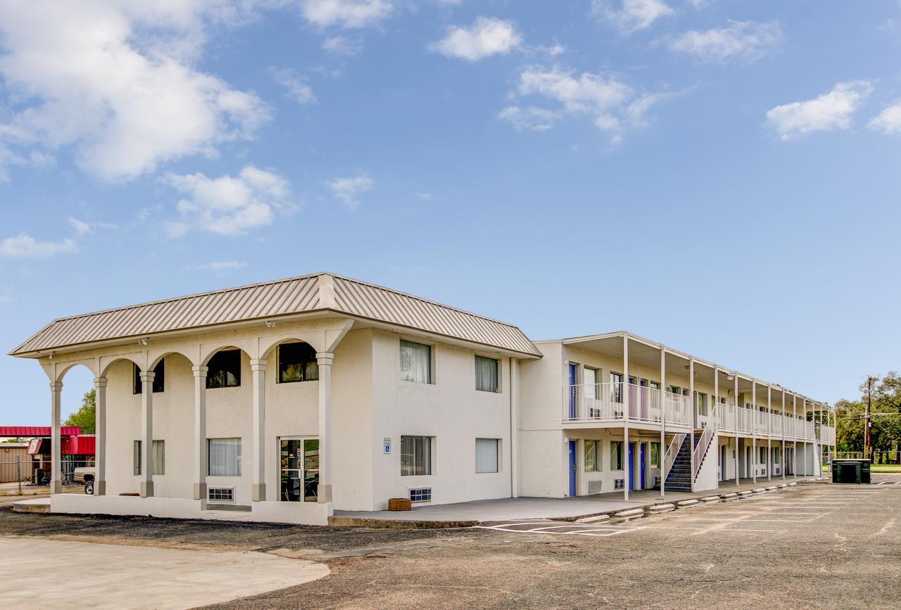 Motel 6 Waco - Lacy Lakeview Bellmead Exteriör bild