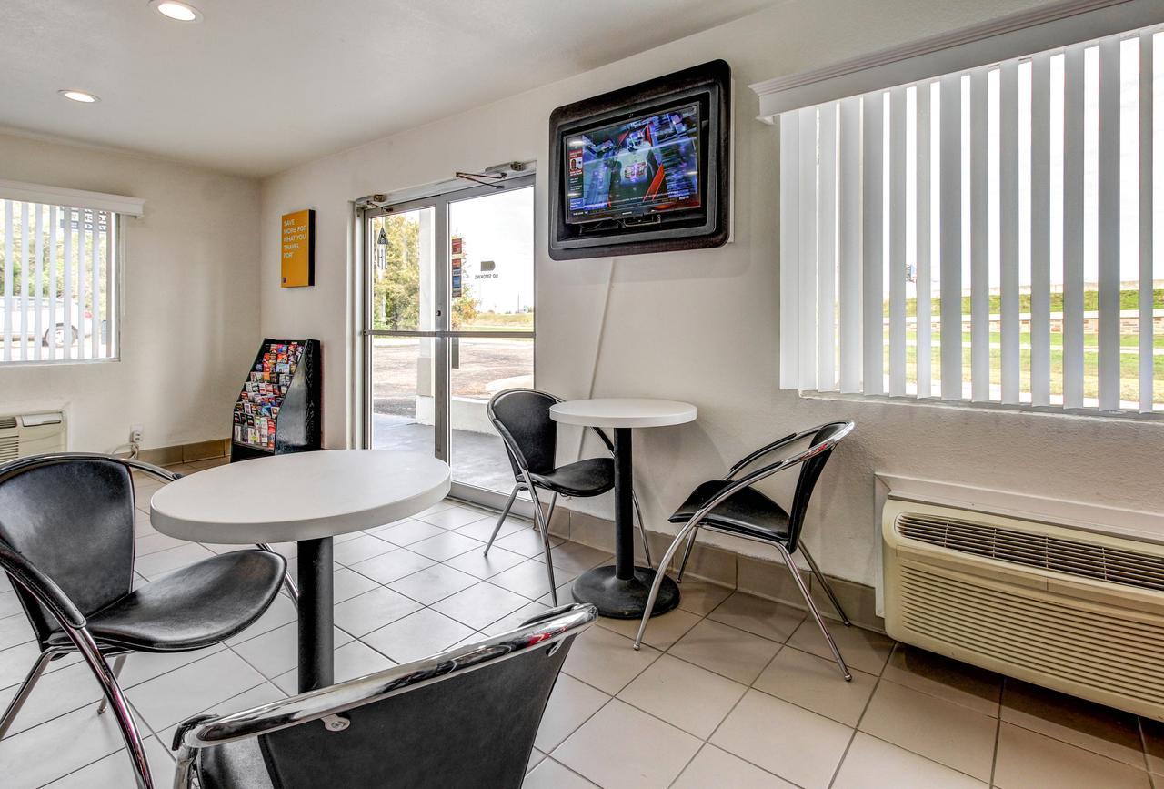 Motel 6 Waco - Lacy Lakeview Bellmead Exteriör bild