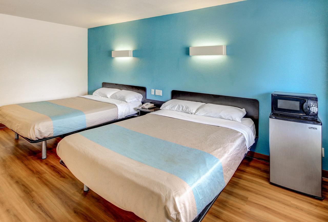 Motel 6 Waco - Lacy Lakeview Bellmead Exteriör bild