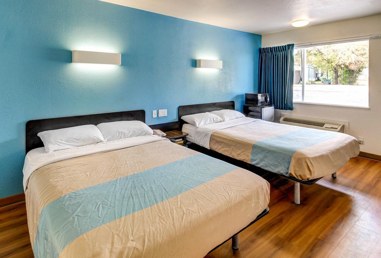 Motel 6 Waco - Lacy Lakeview Bellmead Exteriör bild