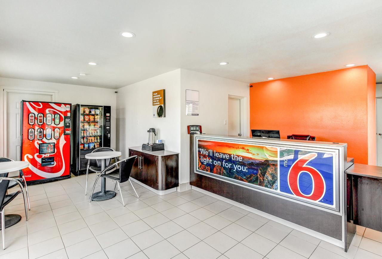 Motel 6 Waco - Lacy Lakeview Bellmead Exteriör bild