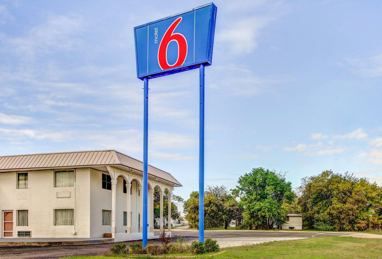 Motel 6 Waco - Lacy Lakeview Bellmead Exteriör bild