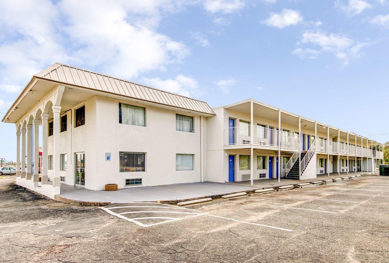 Motel 6 Waco - Lacy Lakeview Bellmead Exteriör bild